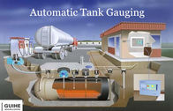 Los tanques de almacenamiento de combustible de la gasolinera que supervisan el indicador automático del tanque del nivel diesel